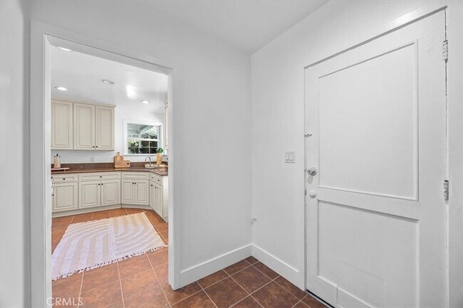 Building Photo - 13204 Wilton Pl