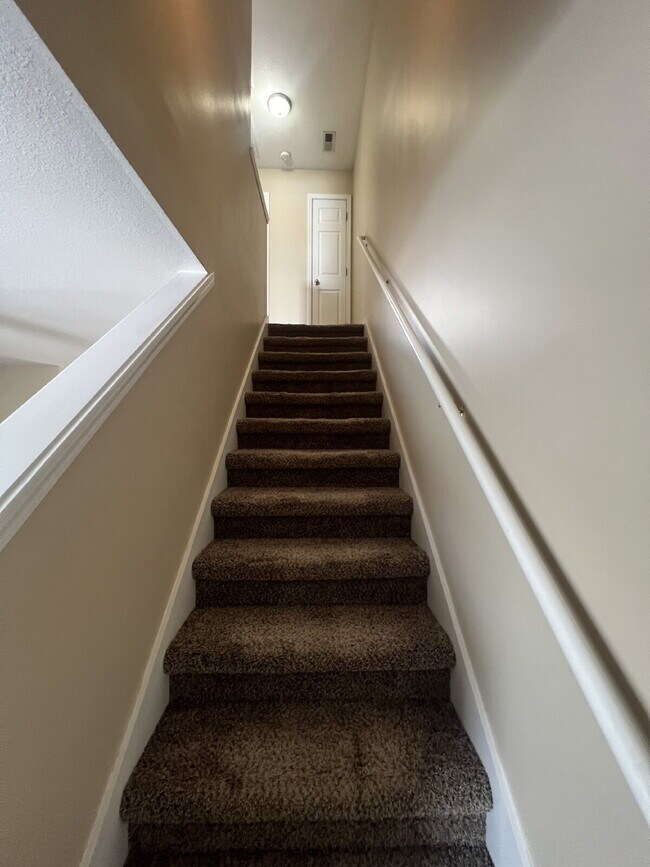 Building Photo - 5 Blackjack Way