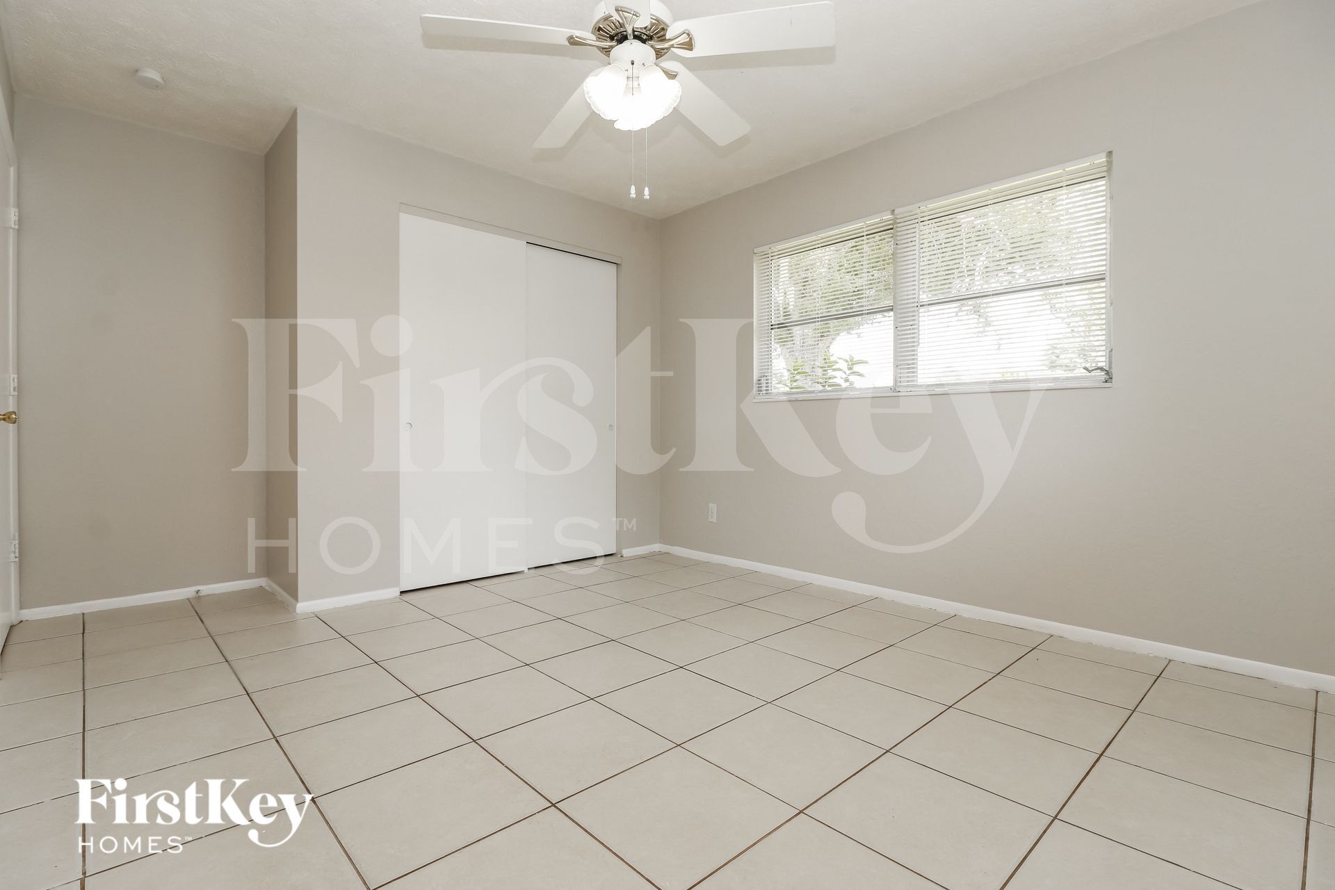 Building Photo - 2161 Tropic Ave