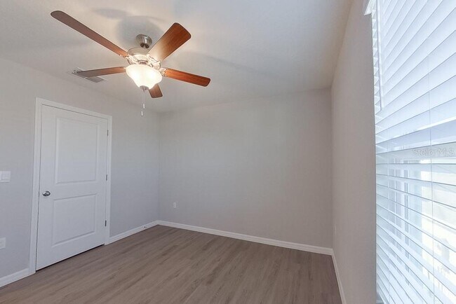 Building Photo - 4397 SW 85 Ln