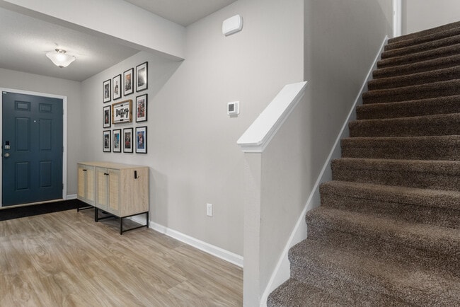 Building Photo - 8588 Palmetto Dr