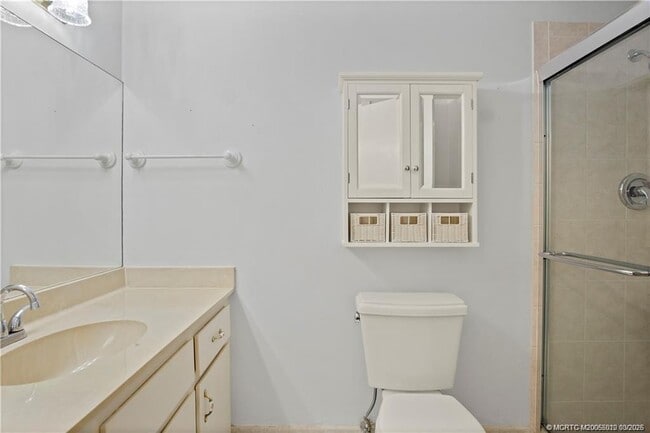 Building Photo - 6531 SE Federal Hwy