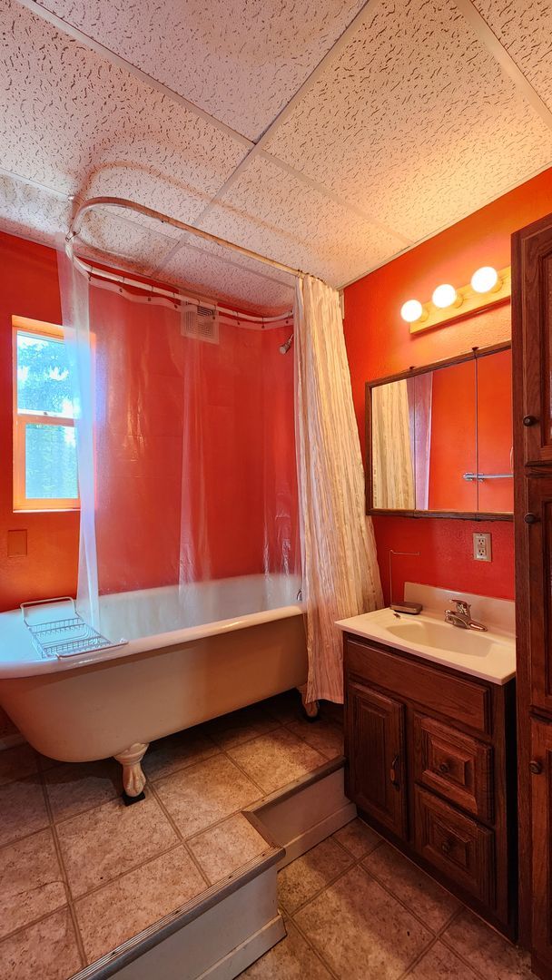 Building Photo - Beautiful Home in Condon