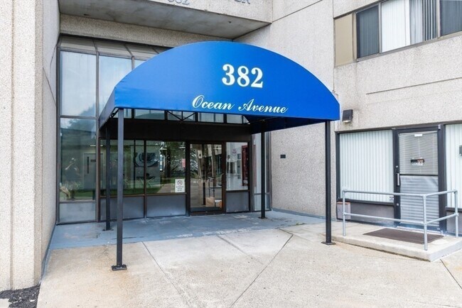 Building Photo - 382 Ocean Ave