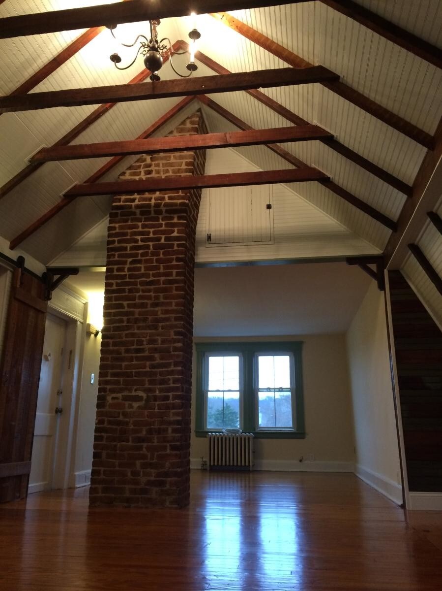 Building Photo - 36 Whittlesey Ave