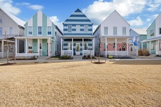 Building Photo - 966 Hangar Dr