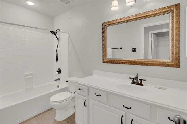 Building Photo - 11511 Timberly Park Ln