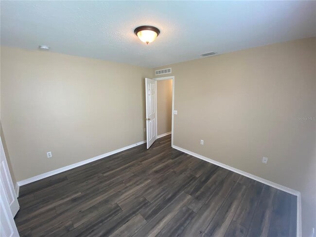 Building Photo - 2129 Aitkin Loop