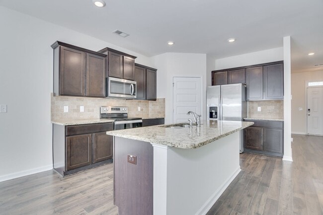Building Photo - 1115 Sims Dr