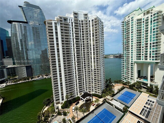 Building Photo - 801 Brickell Key Blvd