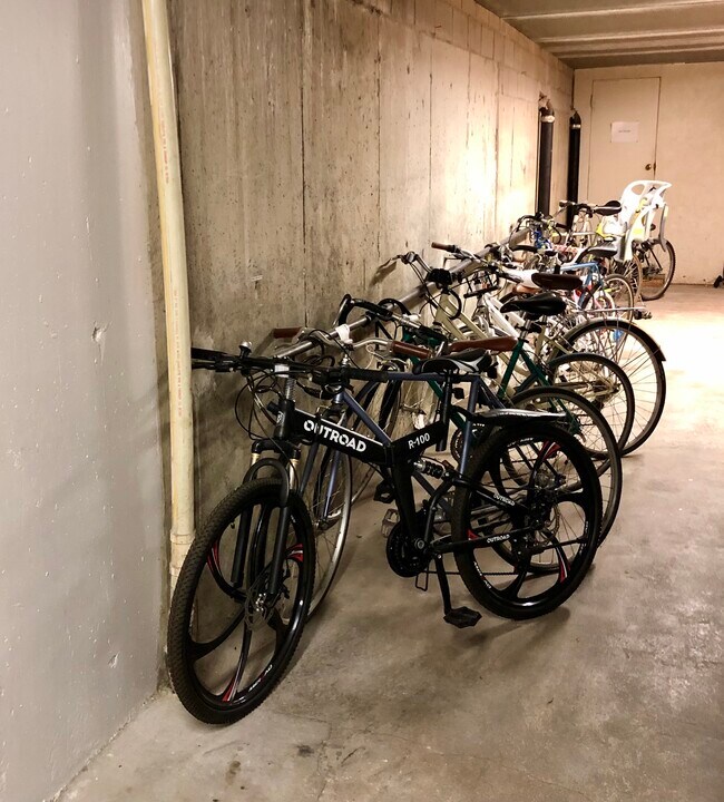 Indoor Bike Parking - 19 Central St