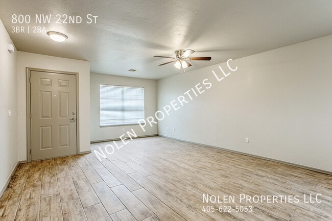 Building Photo - 800 NW 22nd St