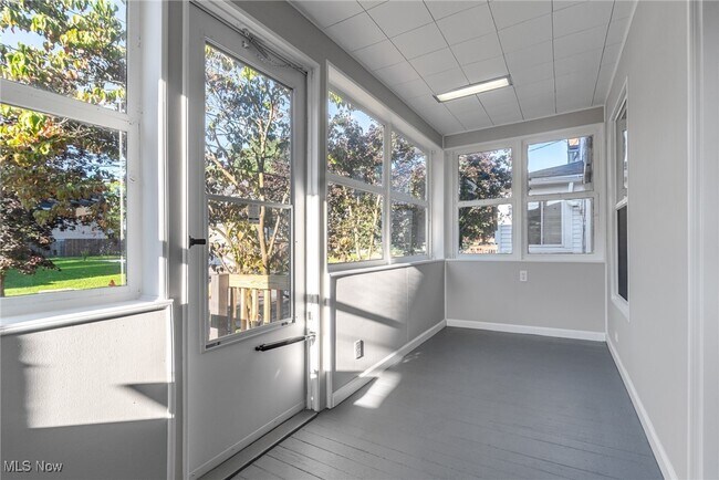 Building Photo - 312 Upland Ave