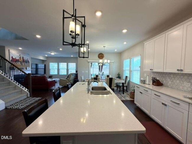 Building Photo - 3500 Barn Rd