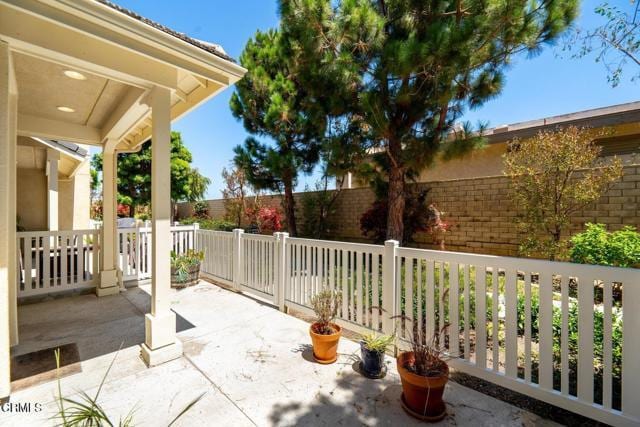 Building Photo - 302 Harbor Breeze Dr