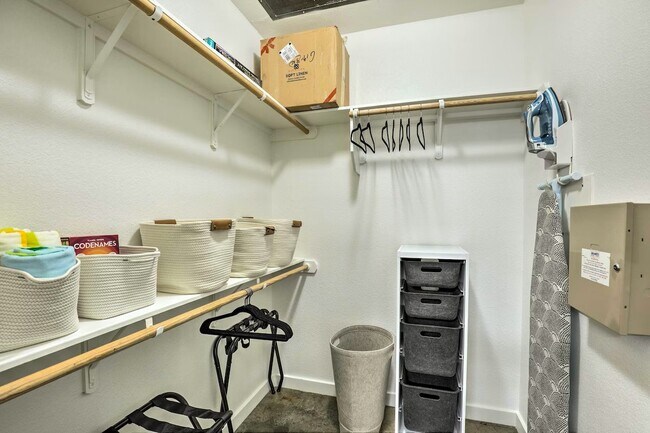 Building Photo - 2525 S Lamar Blvd