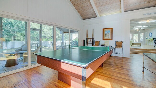 Building Photo - 94 Whiting Ln