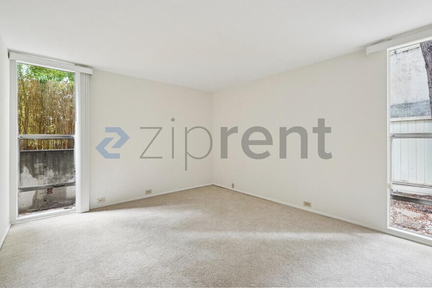 Building Photo - 365 Perkins St