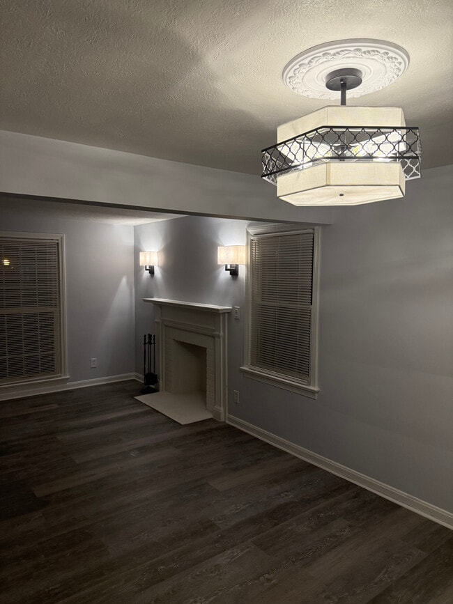 Building Photo - 19807 Wickfield Ave