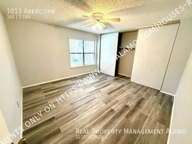 Building Photo - 1013 Abercorn-
