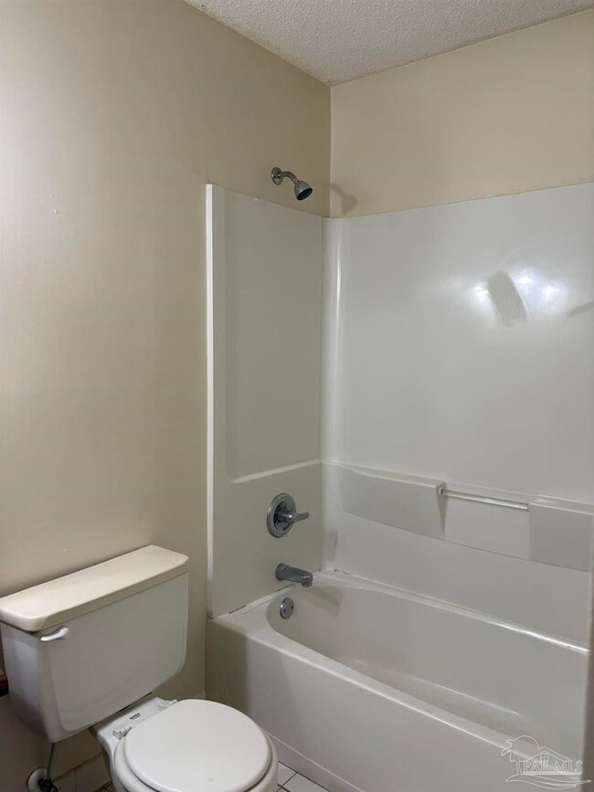 Building Photo - 2886 Villa Woods Cir