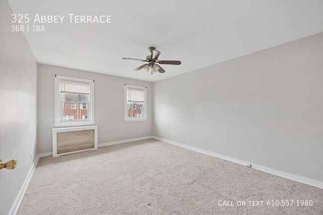 Building Photo - 325 Abbey Terrace