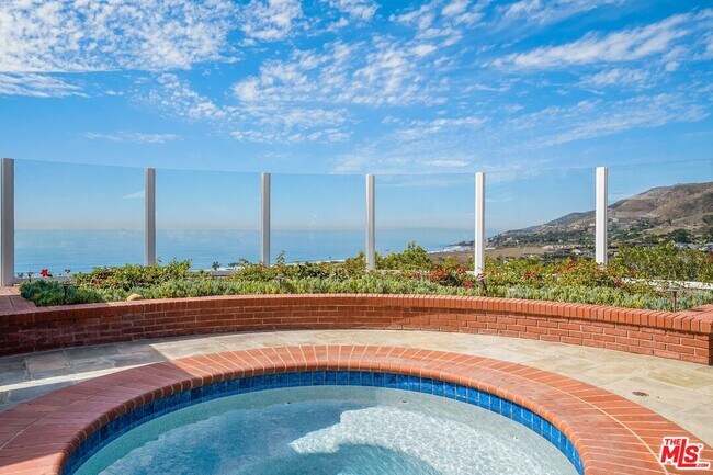 Building Photo - 6277 Sea Star Dr