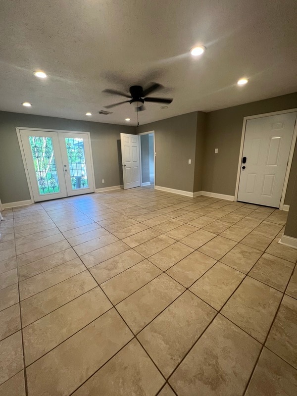 Building Photo - 8601 Homewood Ln