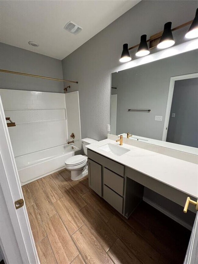 Building Photo - Del Valle Sundance Crossing / 4 bedrooms, ...