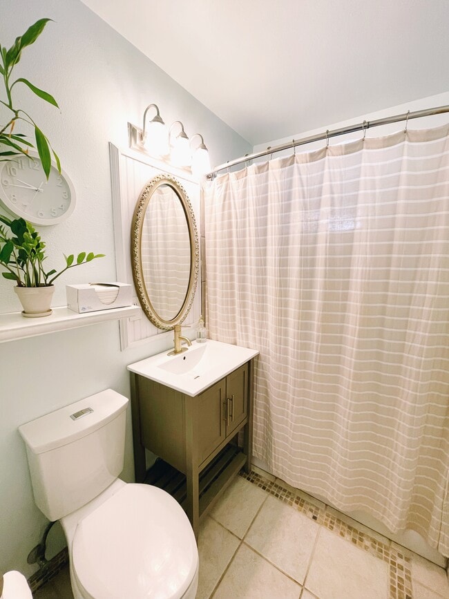 Building Photo - 132 Pierce Dr