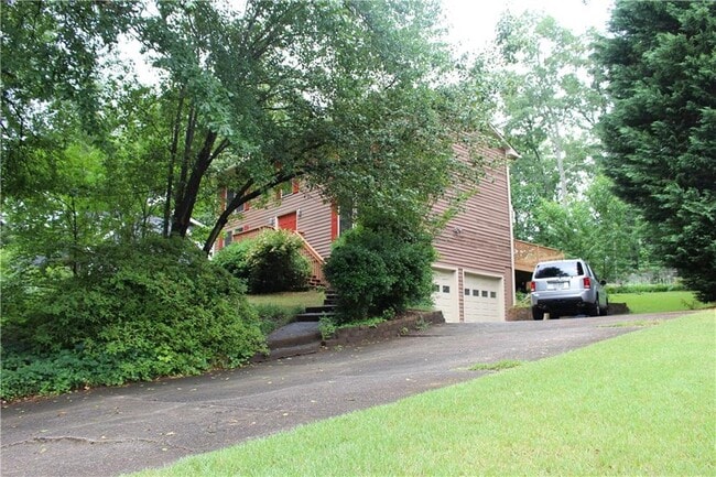 Primary Photo - 3921 Emerson St