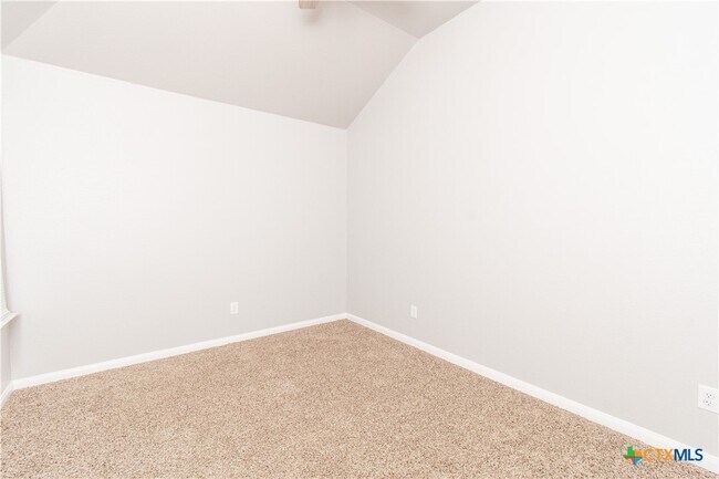 Building Photo - 3209 Shawlands Rd