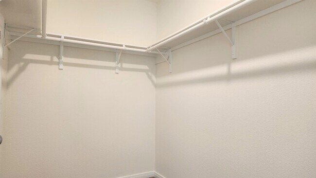Building Photo - 1235 Bryman Dr