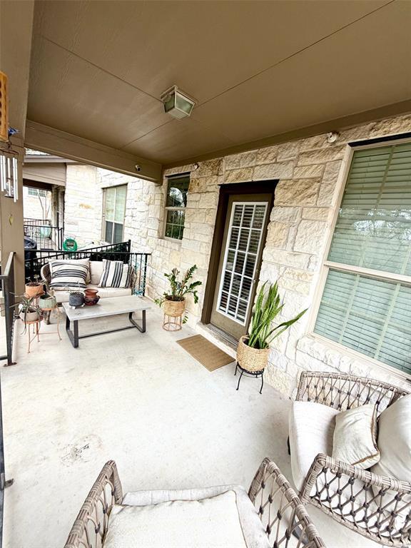 Building Photo - 1310 W Parmer Ln