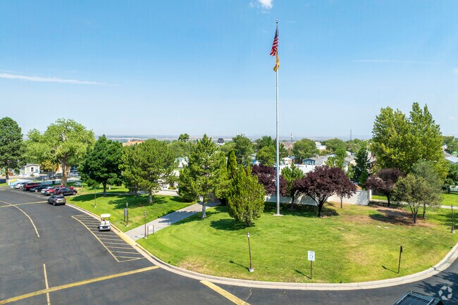 Building Photo - Meadowbrook Home Rentals