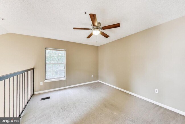 Building Photo - 918 Westhaven Dr
