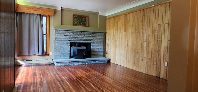 Building Photo - 7522 Utegg Rd