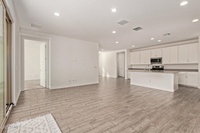 Building Photo - 11207 W Luxton Ln