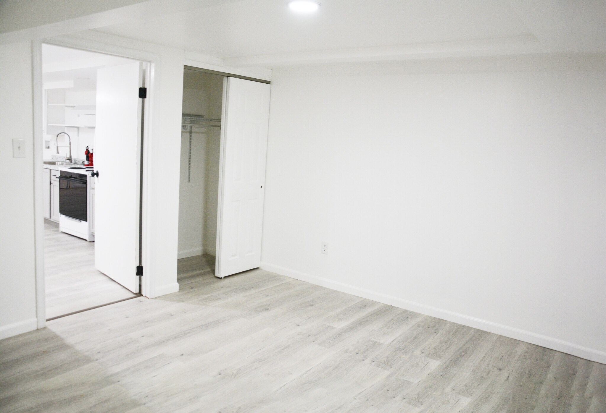 Building Photo - 2350 Baldwin Ave