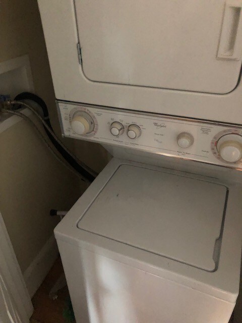 Building Photo - 29 Montcalm Ave