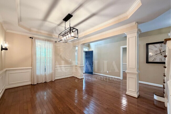 Building Photo - 5604 Pine Rock Ct