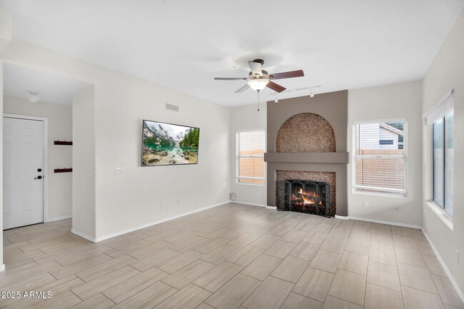 Building Photo - 14566 N 100th Pl