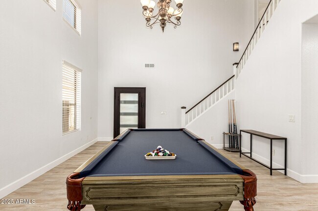 Building Photo - 3726 W Villa Linda Dr