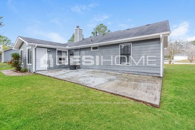Building Photo - 623 Crestmont Ct