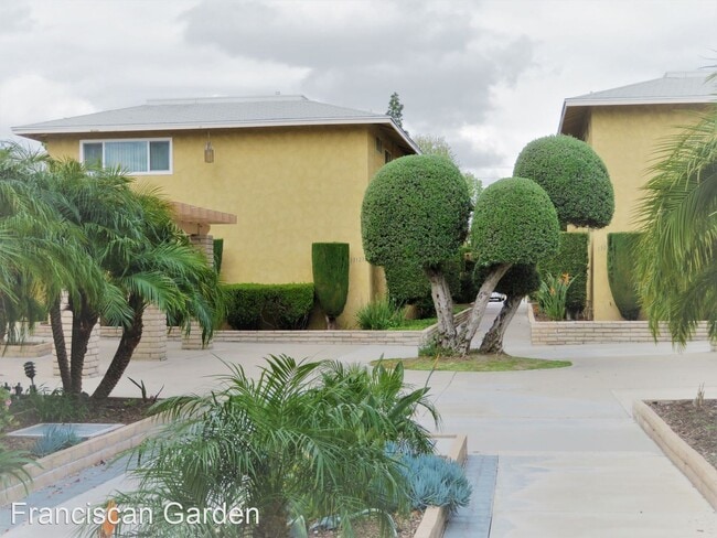 Building Photo - 13091 Yockey St