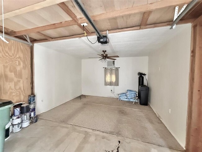 Building Photo - 289 Heatherwood Dr