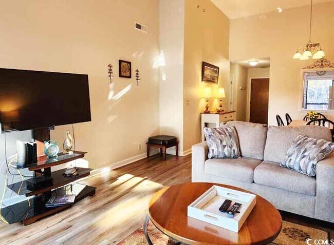 Building Photo - 177 Club Cir