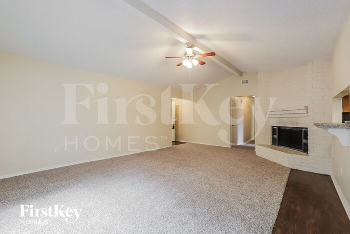 Building Photo - 20142 Misty Pines Dr