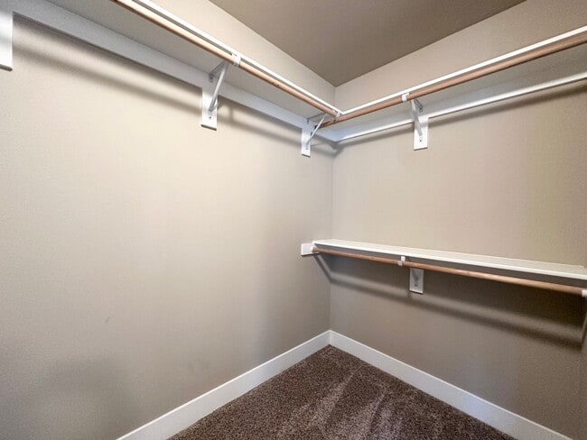 Building Photo - LUXURY TOWNHOUSE; 2 CAR GARAGE, BONUS ROOM...