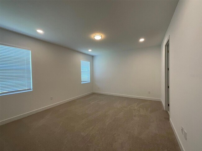 Building Photo - 3220 Canna Lily Pl